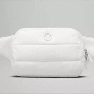 Lululemon Everywhere Belt Bag Large 2L Wunder Puff